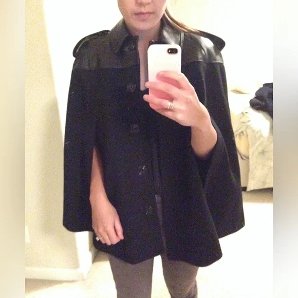 Burberry Wool Cashmere Leather Wilmington Cape Size 2